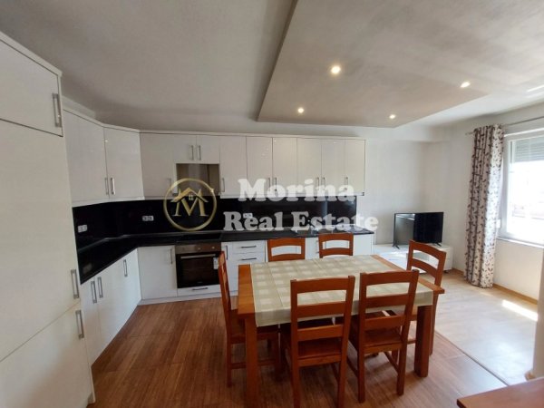 Tirane, jepet me qera apartament 2+1 Kati 4, 90 m² 460 € (Rruga 5 Maji)