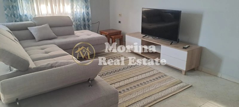 Tirane, jepet me qera apartament 2+1 Kati 4, 80 m² 550 € (Komuna e Parisit)