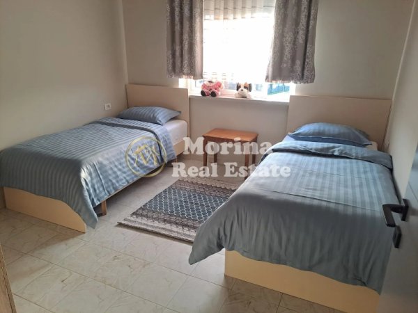 Tirane, jepet me qera apartament 2+1 Kati 4, 80 m² 550 € (Komuna e Parisit)