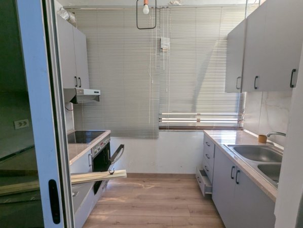 Tirane, jepet me qera apartament 2+1 Kati 7, 70 m² 500 € (Don Bosko , Bujtina e Gjelit)