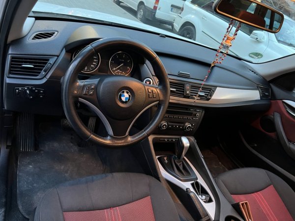 Tirane, shitet SUV | Xhip Bmw Nafte, e bardhë automatik Klima 190.000 km 8.200 €