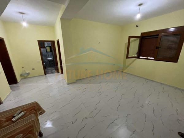 Tirane, shitet Vile , 500 m² 35.000.000 € 