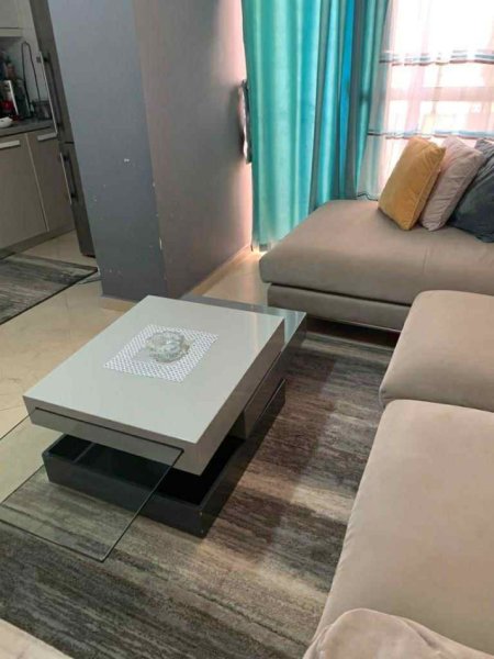 Tirane, jepet me qera apartament 1+1+Ballkon Kati 5, 67 m² 500 € (STACIONI I TRENIT)