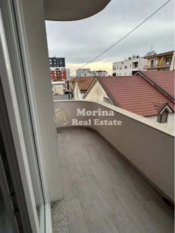 Tirane, jepet me qera garsonier Kati 4, 35 m² 260 € (Rruga 5 Maji)