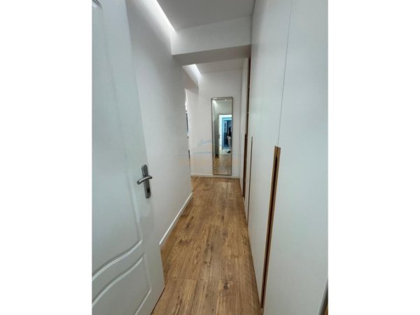 Qera, Apartament 1+1, Myslym Shyri, Tiranë.