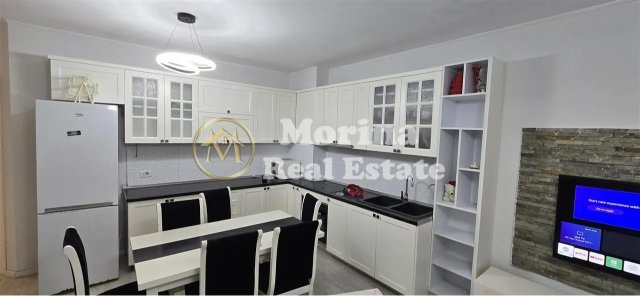 Tirane, jepet me qera apartament 1+1 Kati 6, 72 m² 400 € (Astir)