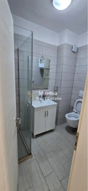 Tirane, jepet me qera apartament 1+1 Kati 6, 72 m² 400 € (Astir)