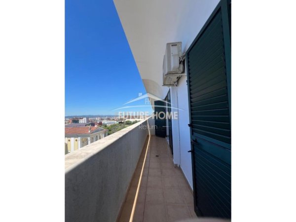 Shitet, Apartament 2+1, Kinostudio