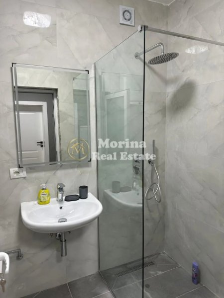 Tirane, jepet me qera apartament 1+1 Kati 2, 65 m² 650 € (Pazari i Ri)