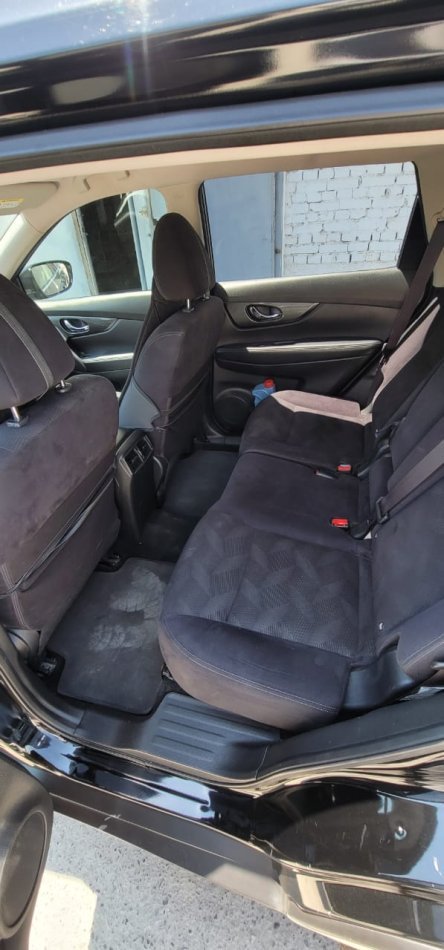 Tirane, shitet SUV | Xhip Nafte, e zeze automatik Klima 153.000 km 17.000 €