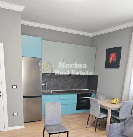 Tirane, jepet me qera apartament 1+1 Kati 2, 65 m² 650 € (Pazari i Ri)