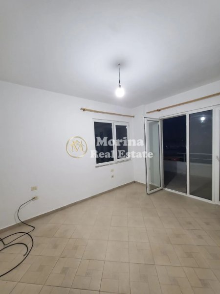 Tirane, jepet me qera apartament 2+1 Kati 5, 80 m² 300 € (Fresku)