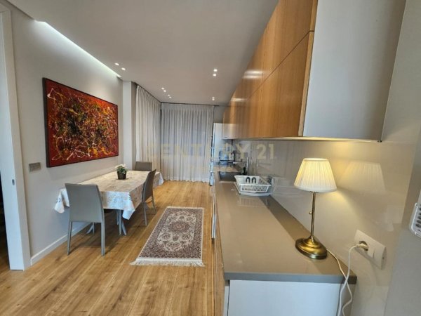 Tirane, jepet me qera apartament 2+1 Kati 4, 110 m² 1.400 € (Rruga e Elbasanit)