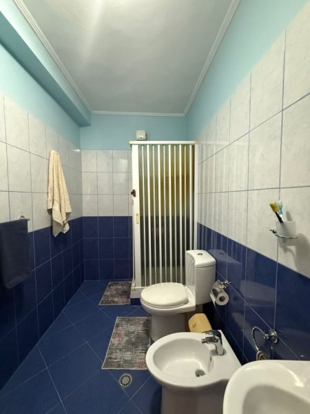 23f9b332-b854-44f9-96ce-baf87cd3d62a.jpg