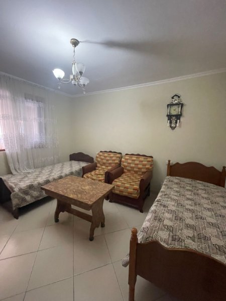 Tirane, jepet me qera shtepi 2+1 Kati 2, 100 m² 350 € (Allias)