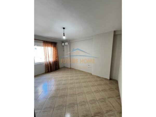 Tirane, shitet apartament 2+1 Kati 4, 103 m² 165.000 € (Kodra e Diellit)