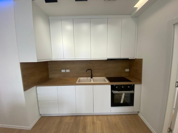 Tirane, jepet me qera apartament 2+1 Kati 1, 85 m² 500 € (Rruga hambi pepo)