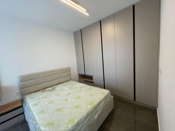Tirane, jepet me qera apartament 2+1 Kati 5, 100 m² 600 € (golden park)