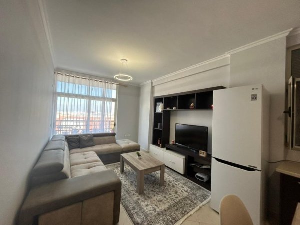 Tirane, jepet me qera apartament 1+1 Kati 3, 65 m² 500 € (rrapa hekali)