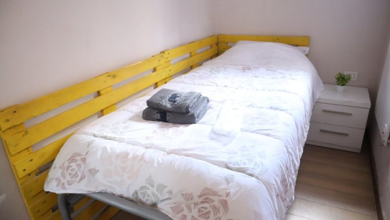 Tirane, jepet me qera apartament 2+1 Kati 2, 54 m² 520 € (rruga dibres)