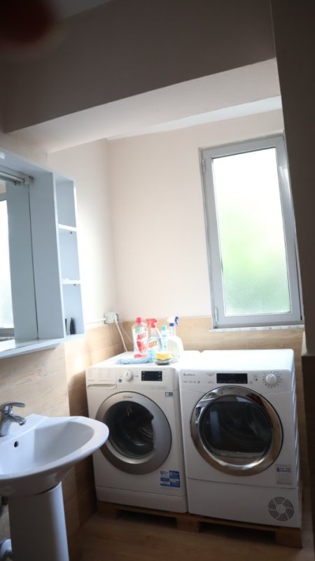 Tirane, jepet me qera apartament 2+1 Kati 2, 54 m² 520 € (rruga dibres)