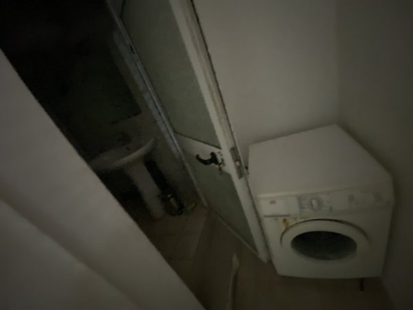 Tirane, jepet me qera garsonier Kati 1, 25 m² 140 € (Besim Abdiu)