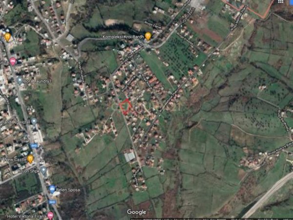 Tirane, shes toke 2.000 m² 165.000 Euro (Farke te Vogel)
