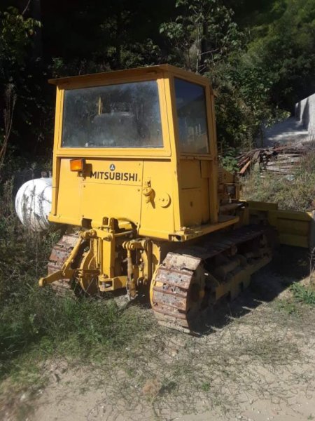 Lushnje, shes Mitsubishi TRAKTOR MITSUBISH ‘90 Viti 1990, 5800 Euro