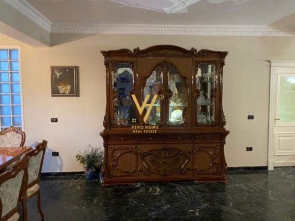 Tirane, jepet me qera apartament 2+1+A+BLK Kati 4, 150 m² 1.600 Euro (blloku)