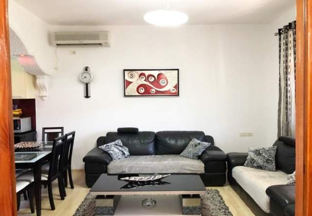 Shkoder, jepet me qera Vile 480 m² 1.500 Euro