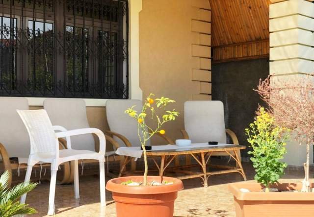 Shkoder, jepet me qera Vile 480 m² 1.500 Euro