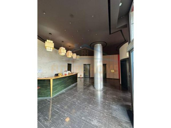 Tirane, shitet ambjent biznesi Kati 1, 3.310 m² 850.000 Euro (VORE)