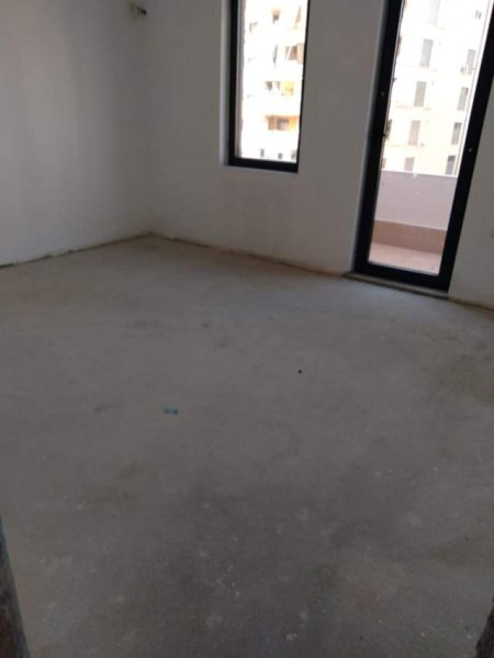 Tirane, shes apartament 3+1+BLK Kati 5, 122 m² 183.000 Euro (RRUGA E BARRIKADAVE)