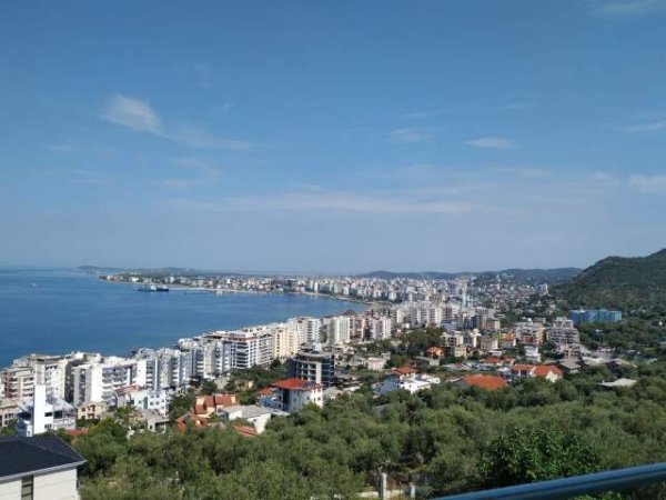 Vlore, jap me qera apartament 1+1+BLK Kati 4, 50 m², rezidenca Panorama (Rruga Azem Sulo).