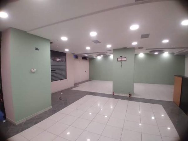 Tirane, shes ambjent biznesi Kati 0, 251 m² 250.000 Euro (Prokuroria e Pergjithshme)