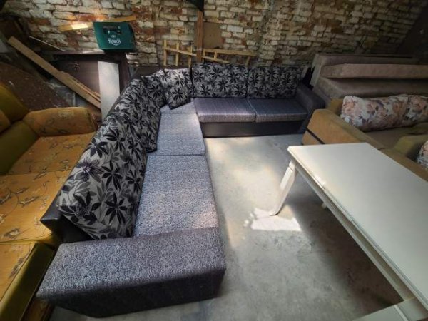 Tirane, Blejme mobilje te perdorura 0683312510