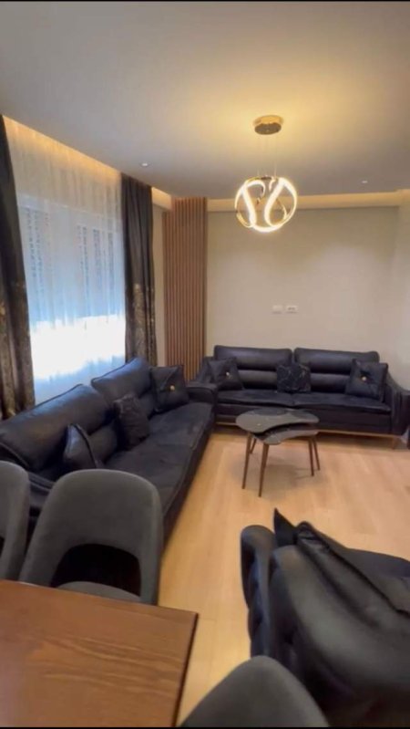 Tirane, jepet me qera apartament 2+1 Kati 5, 80 m² 500 Euro (Rruga Dritan Hoxha)
