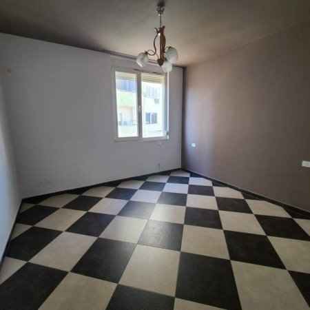 Tirane, jepet me qera apartament 1+1 Kati 3, 60 m² 30.000 Leke (Kodra e Diellit)