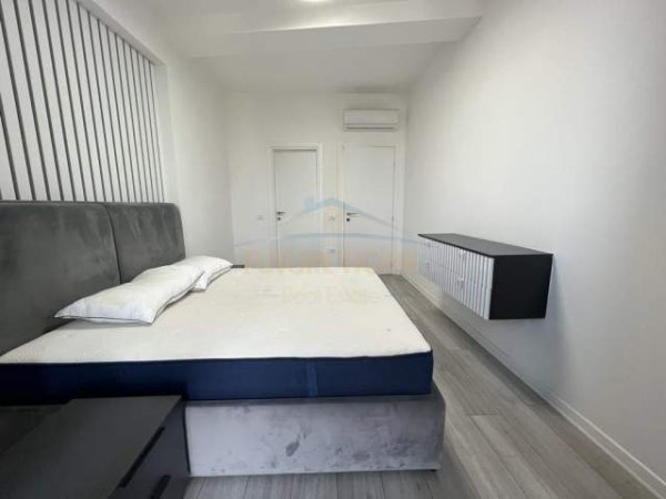 Tirane, jepet me qera apartament 1+1+BLK Kati 5, 67 m² 600 Euro (KiKa)