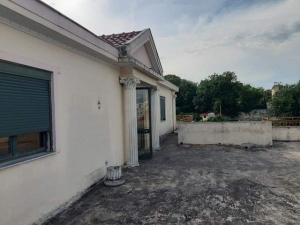 Tirane, shes Vile Kati 1, 360 m² 300.000 Euro (Yzberisht)