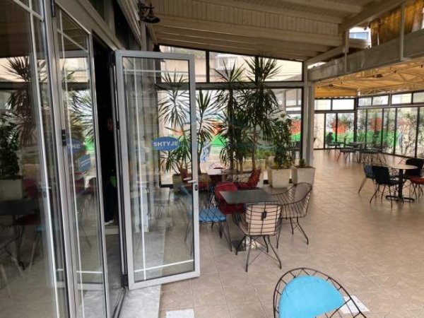 Tirane, shitet lokal Kati 0, 124 m² 372.000 Euro (Brryli)