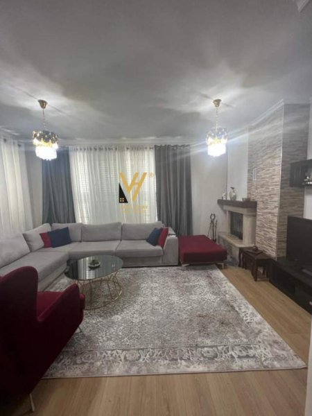 Tirane, jepet me qera apartament duplex 3+1 Kati 2, 160 m² 1.500 Euro (KODRA E DIELLIT)