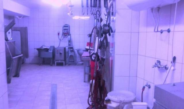 Tirane, okazion Linjë e kompletuar për biznes, prodhim sallami 8.500 Euro