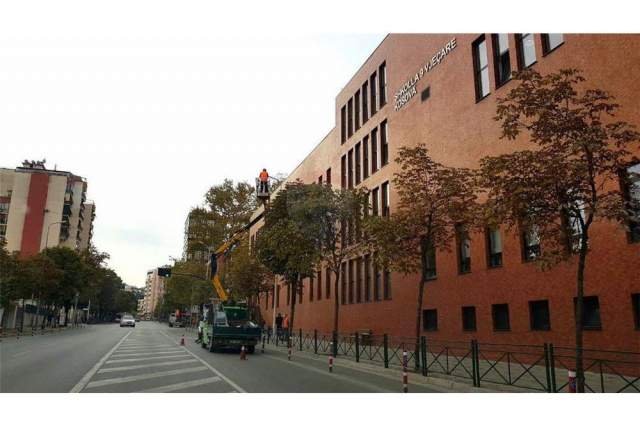 Tirane, shes ambjent biznesi Kati 0, 205 m² 670.000 Euro (Rruga e Elbasanit)