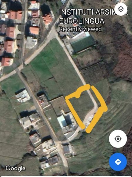 Tirane, shes toke 1.100 m² 121.000 Euro (SAUK)