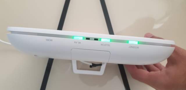 Tirane, shes pajisje Network Vodafone EasyBox 804 75 Euro
