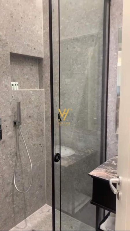 Tirane, jepet me qera apartament 2+1 Kati 8, 100 m² 1.500 Euro (Rruga e kosovareve)
