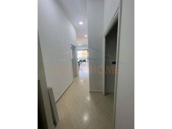 Tirane, shitet ambjent biznesi Kati 0, 80 m² 170.000 Euro