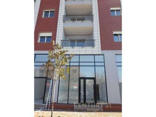 Tirane, shes dyqan Kati 0, 36 m² 58.000 Euro (Don Bosko)
