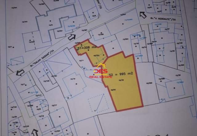 Vlore, shes truall 1.303 m² 1 Euro (Rruga Ali Demi)